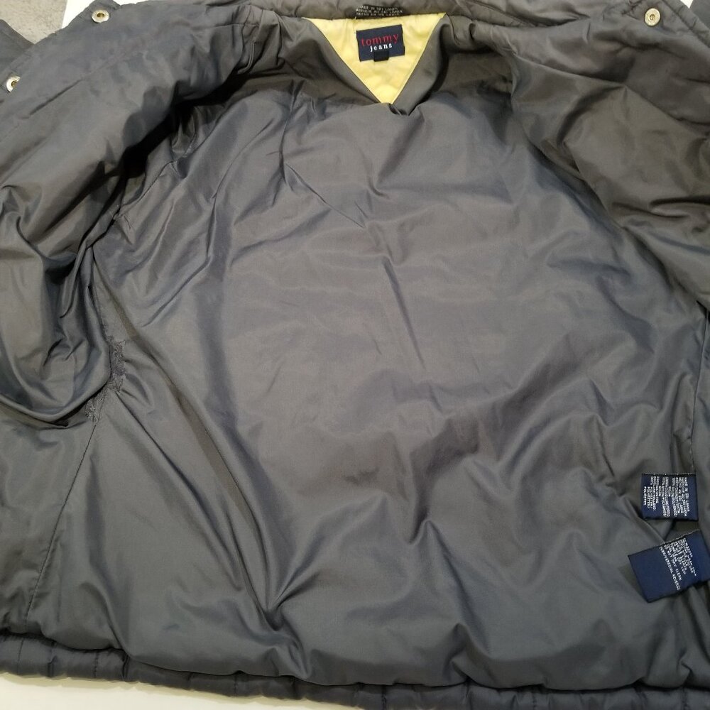 Tommy Hilfiger puffer jacket, size M in blue (or maybe dark gray) - Picture 12 of 16